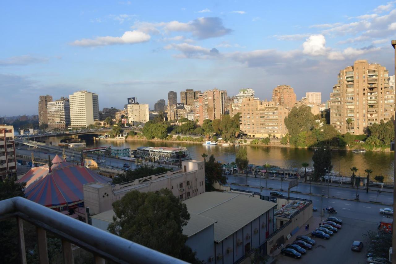 Agouza Nileview Apartment Kairo Bagian luar foto